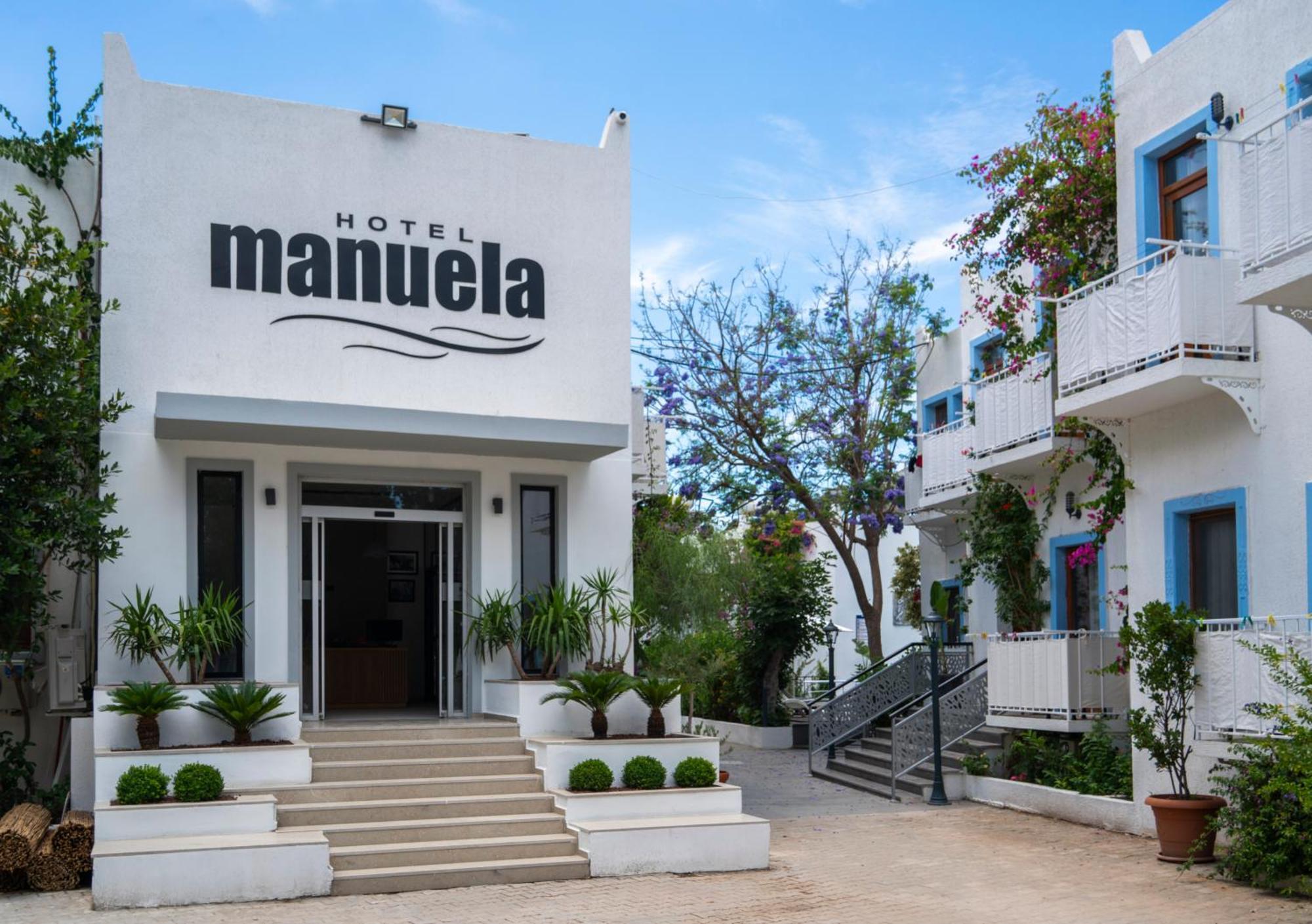 Готель Manuela Boutique Бітез